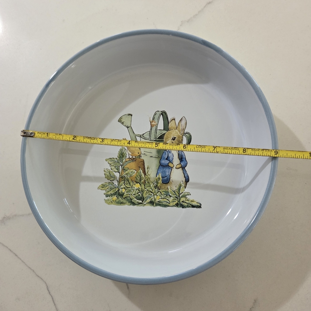 Peter Rabbit Spring Garden Round Casserole Dish - Picture 12 of 13